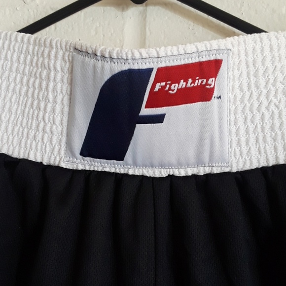 Fighting sport shorts - Picture 2 of 3